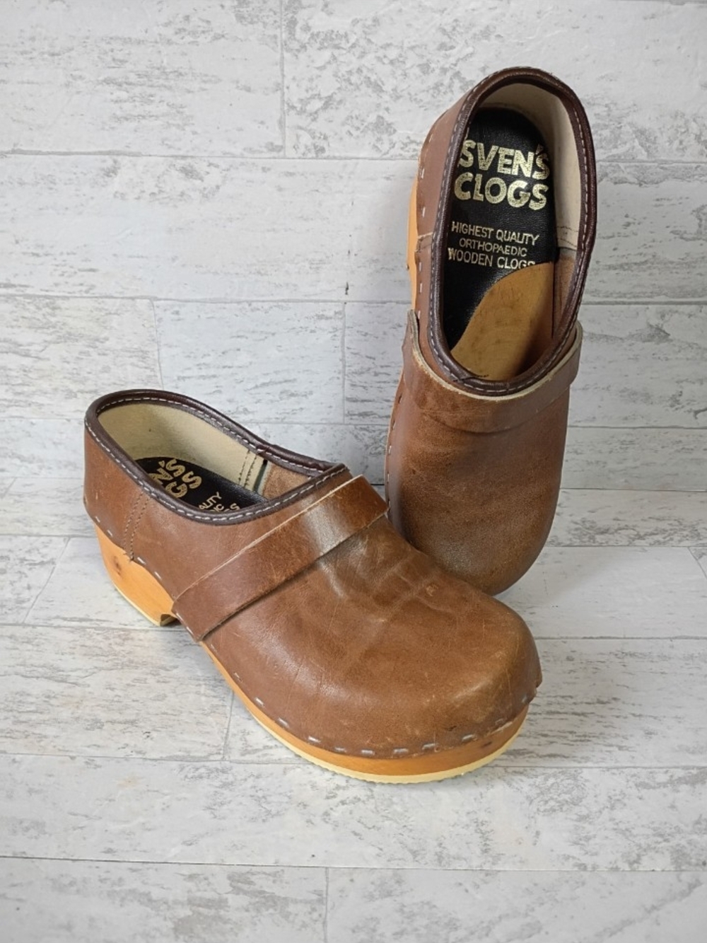 Svens Clogs Brown Leather Wooden Clogs Size 35